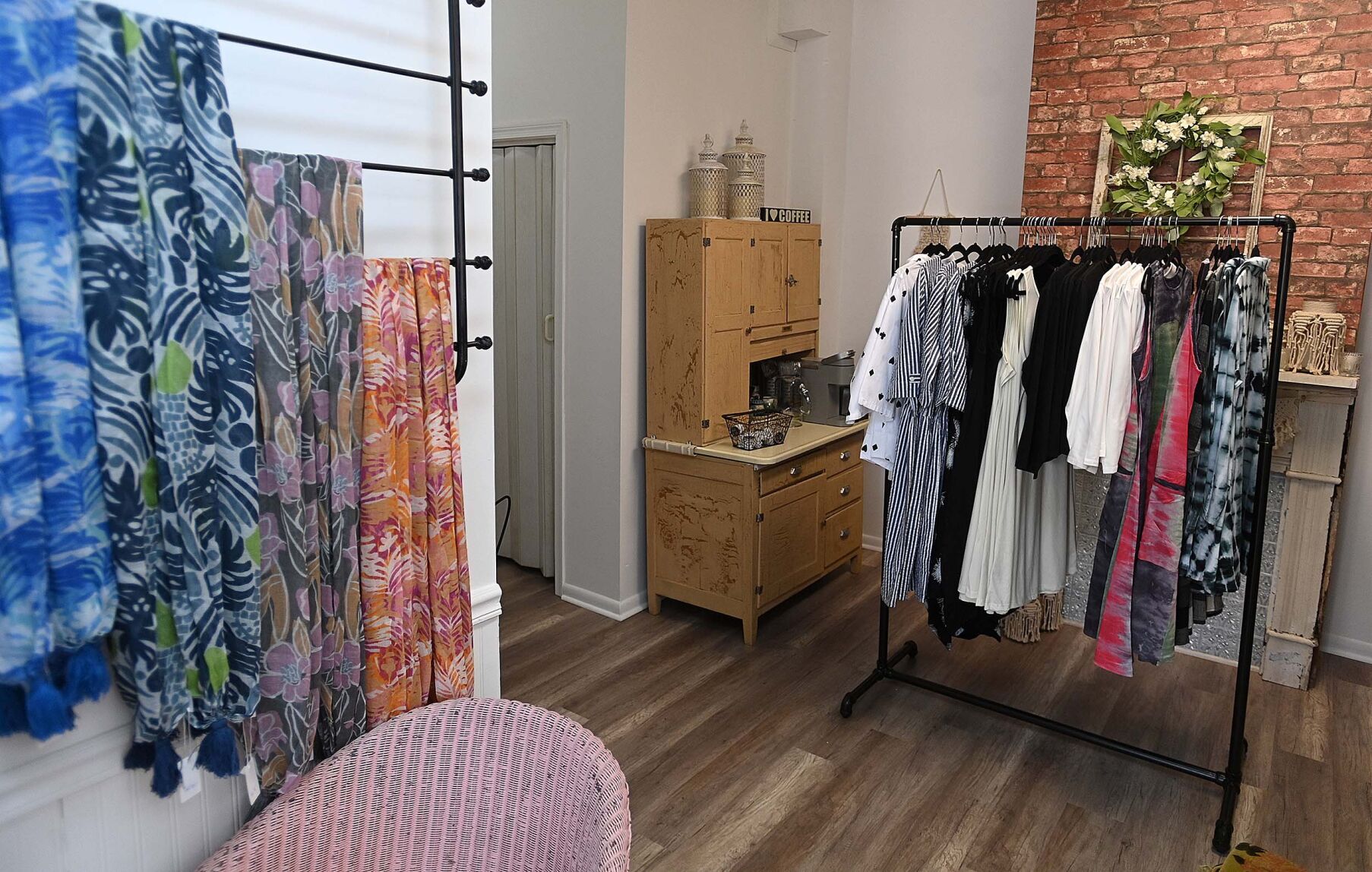 Shop on Pomfret 4